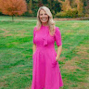 Meet your Posher, Courtney